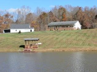 811 High Meadows Dr, Wirtz, VA 24184