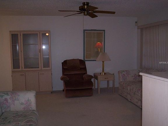 5th image of 2315 Lakeshore Cir