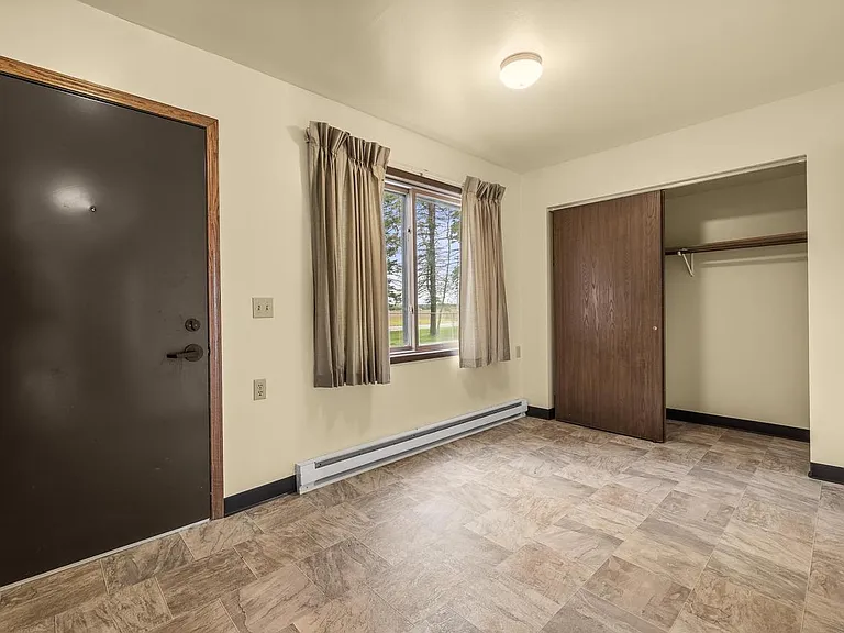 401 Morgan Ave #1 — Photo 17