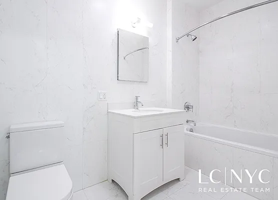 Rented by Keller Williams NYC | media 28