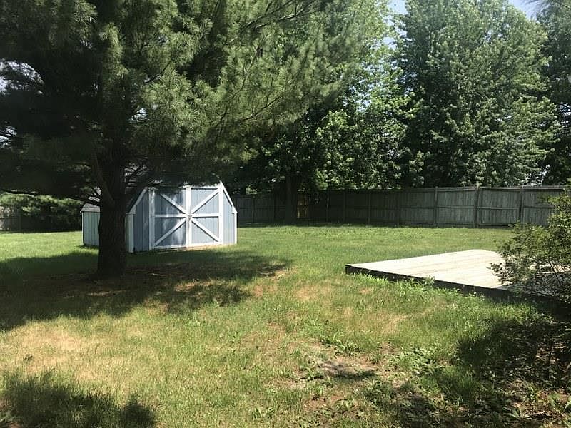 2nd image of 524 5th St