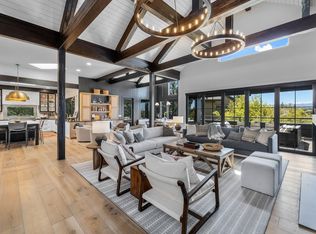 19239 Green Lakes Loop, Bend, OR 97702