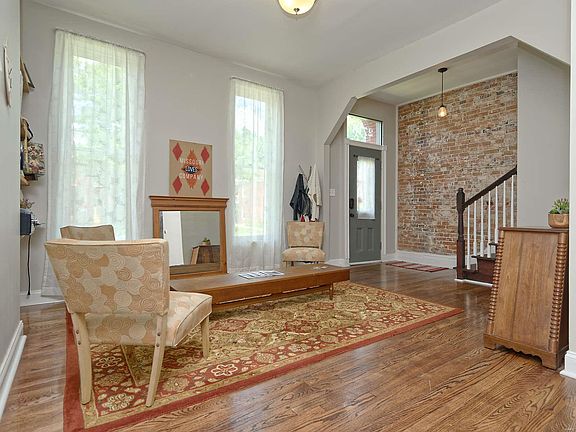 4th image of 2718 Indiana Ave