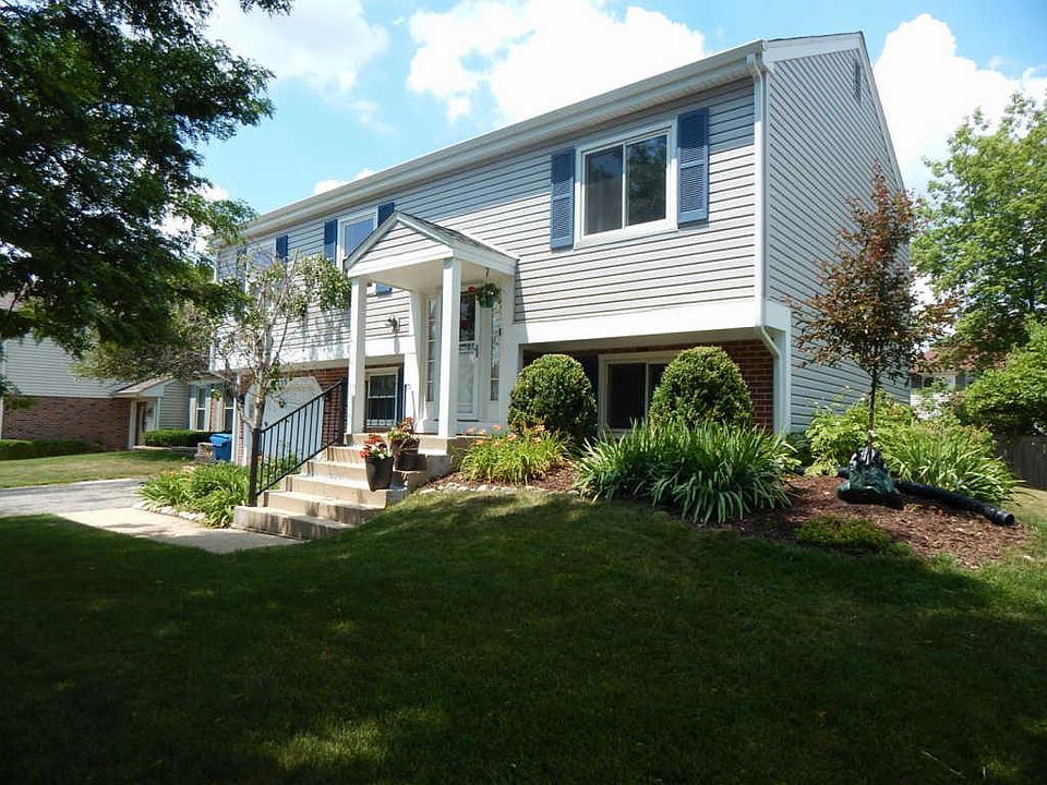 1st image of 259 E Country Dr