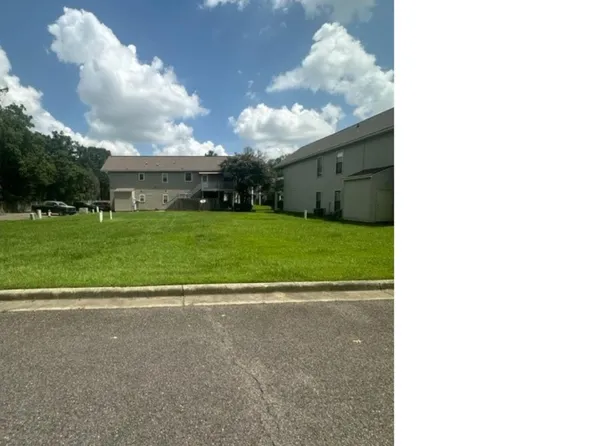 38035 Post Office Rd, Prairieville, LA 70769