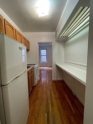 Rented by Peter R. Hungerford, LREB | media 3