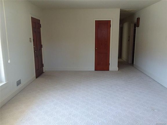 4th image of 5614 Forest Hill Ave