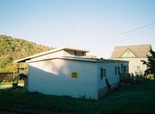 1214 2nd St, Brownsville, PA 15417