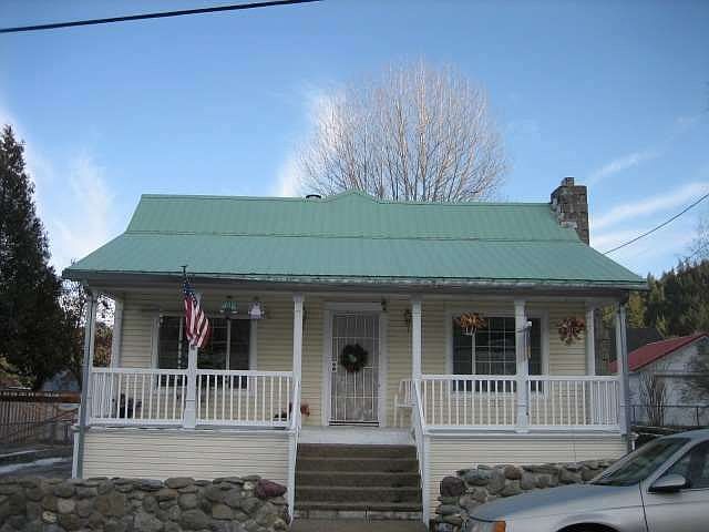 1st image of 190 Coburn St