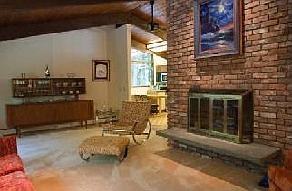 4th image of 237 Stoney Gate