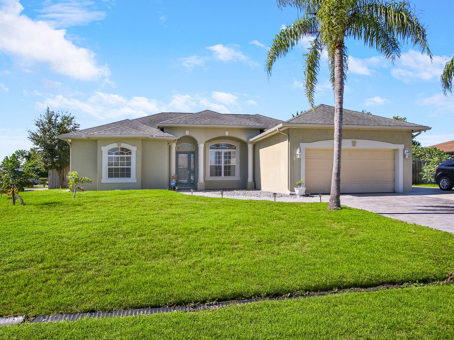 1402 SW Abingdon Ave, Port Saint Lucie, FL 34953 Zillow