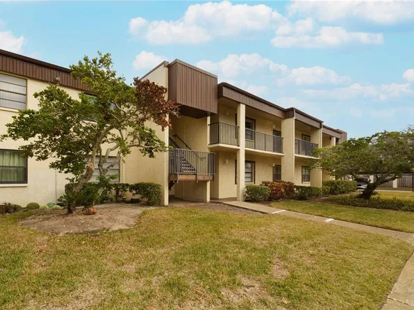 2400 Winding Creek Blvd APT 16-207, Clearwater, FL 33761