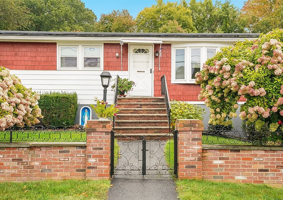 1st image of 42 Marique Dr