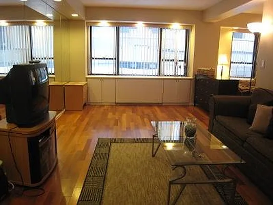 Rented by Oxford Property Group | media 28