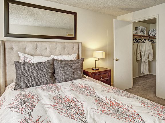 5th image of 6102 Saint Albion Way #D115