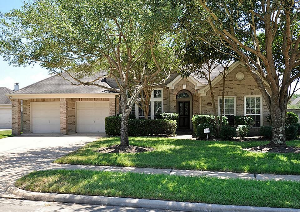 1st image of 5002 Brannon Hill Ct