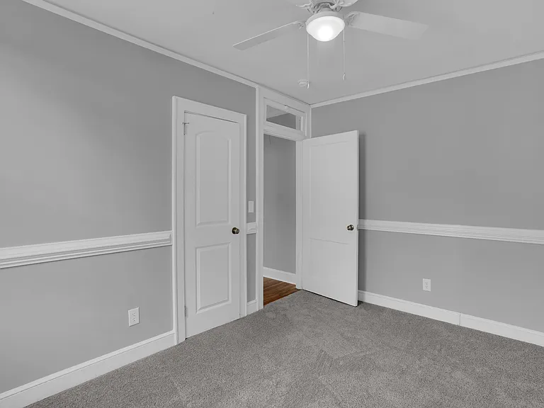 320 Virginia St — Photo 18
