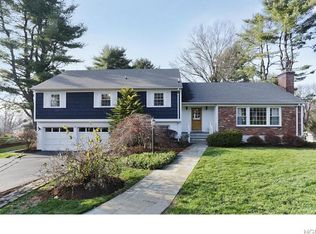 88 Meadow Rd, Briarcliff Manor, NY 10510