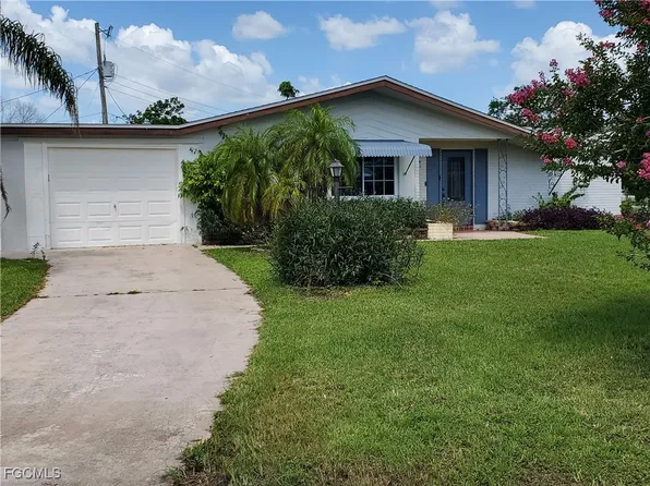 1313 Ellendale Cir, Lehigh Acres, FL 33936