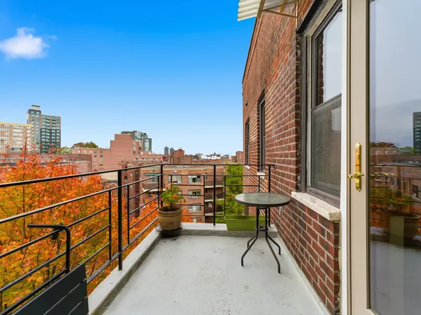 3616 Henry Hudson Parkway image 1 of 16