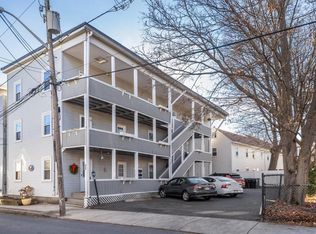 22 Carlton St APT 3, Salem, MA 01970