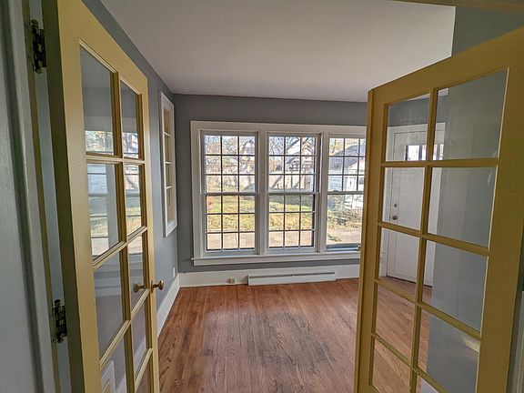 2nd image of 1440 W Michigan Ave #1/2