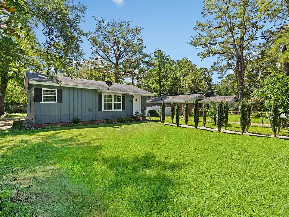 701 Farnell Ln, Mobile, AL 36606 Zillow