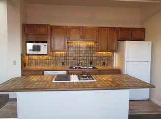 967 Grace Ave, Oakland, CA 94608