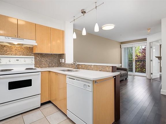 4th image of 3278 Heather St #306