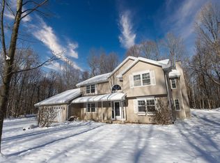 N2559 Pleasant View Ln, Waupaca, WI 54981