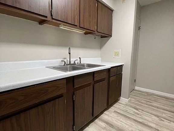 3rd image of 1131 Redburn Dr