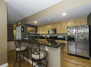 272 Cedar St #6, Somerville, MA 02145