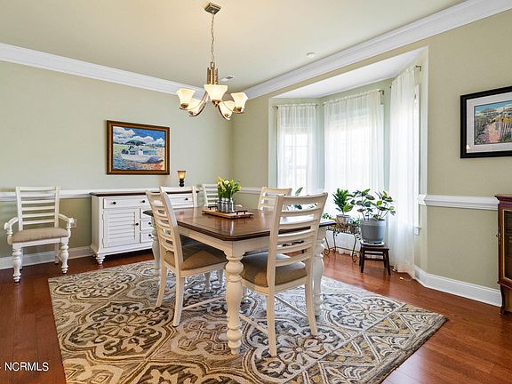 4th image of 3244 Gardenwood Drive
