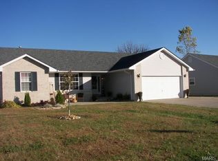 1013 Southway Ct, Bowling Green, MO 63334