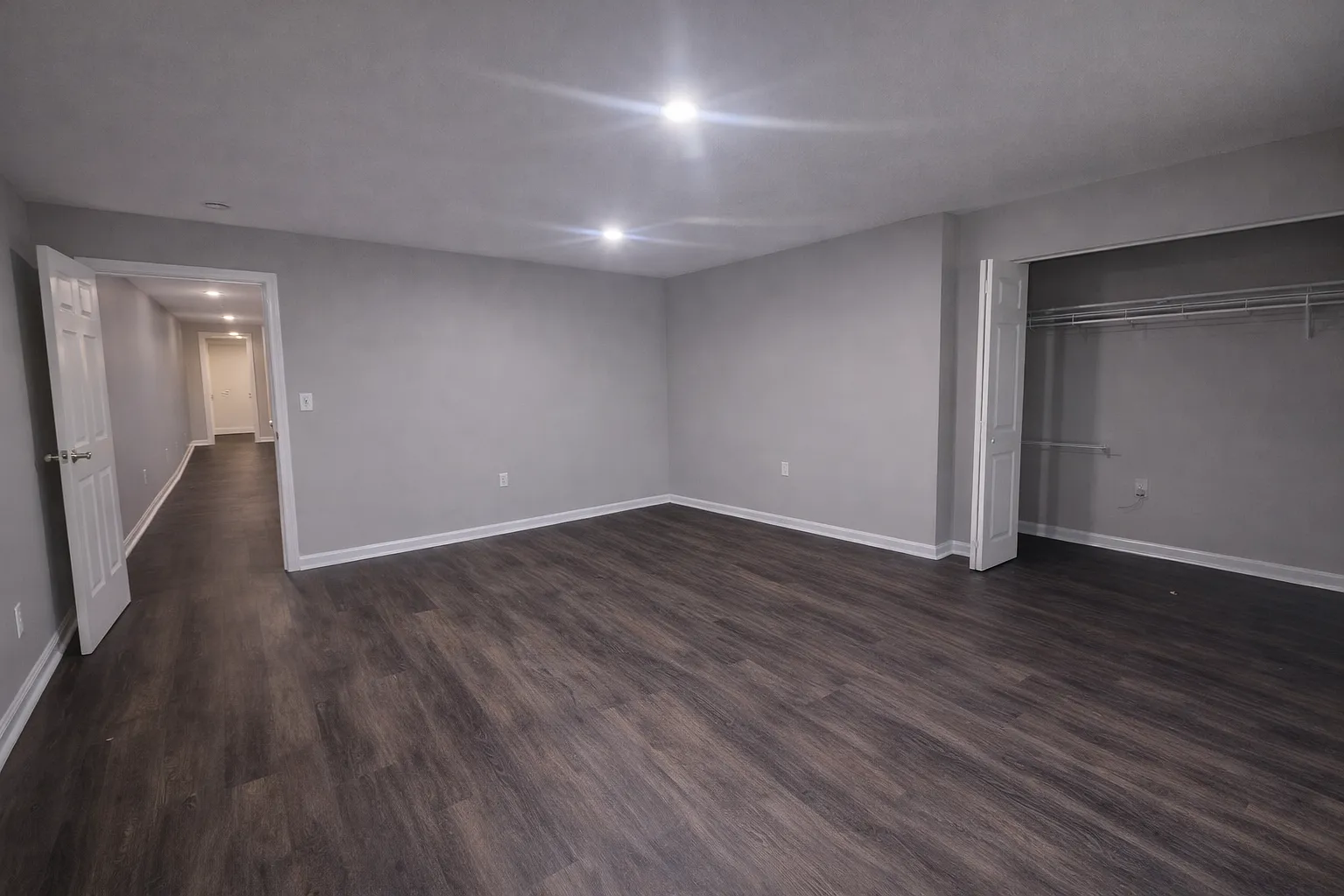 4 bed, 2215 sqft, $3,275 — Photo 3