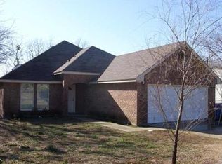 830 Donlee Rd, Lancaster, TX 75134