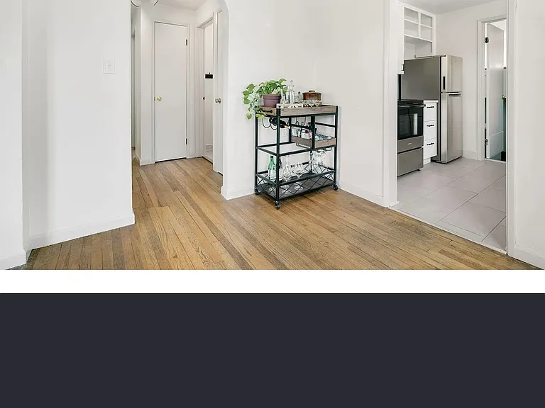 12107 SE Kelly St — Photo 3