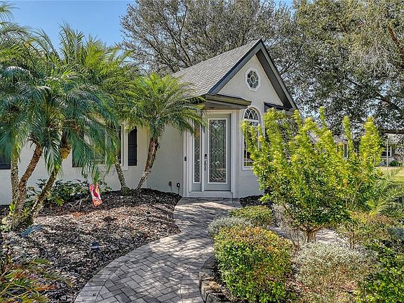 3rd image of 2098 Palm View Rd