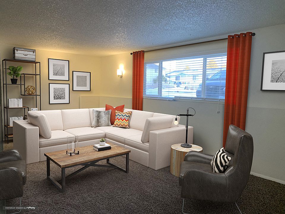 Living Room at Rock Creek Apartments