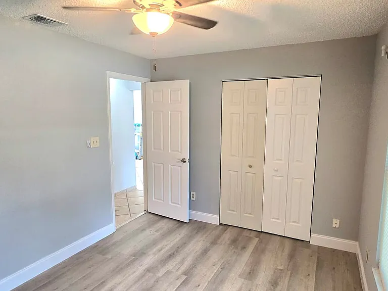 1340 Paradise Ln — Photo 16