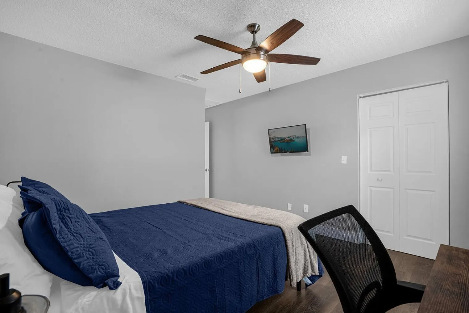 2 bed, 2.0 bath, $3,139 — Photo 4