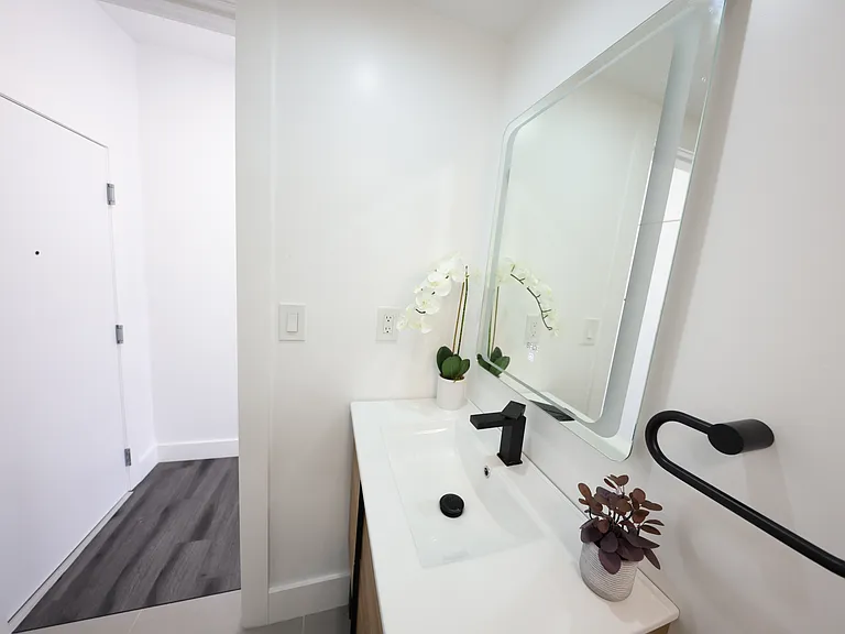 2312 Ponce De Leon Blvd #204 — Photo 8
