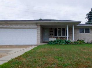 3904 Rolf Dr, Warren, MI 48092