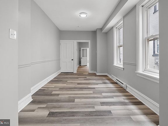 3rd image of 431 Locust St