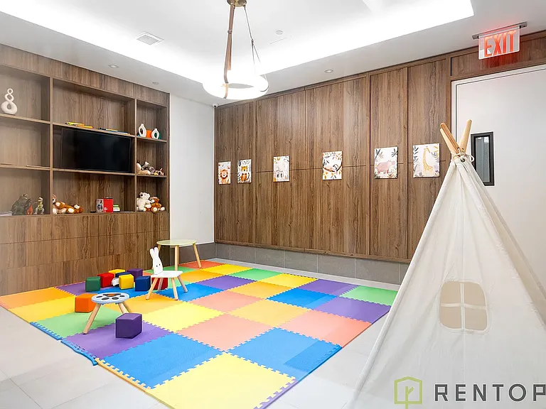 570 Fulton St #2C — Photo 10