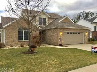 2403 Savanna Rd, Bloomington, IL 61705