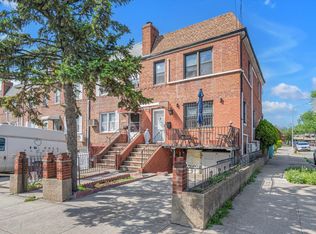 14627 Reeves Ave, Flushing, NY 11367