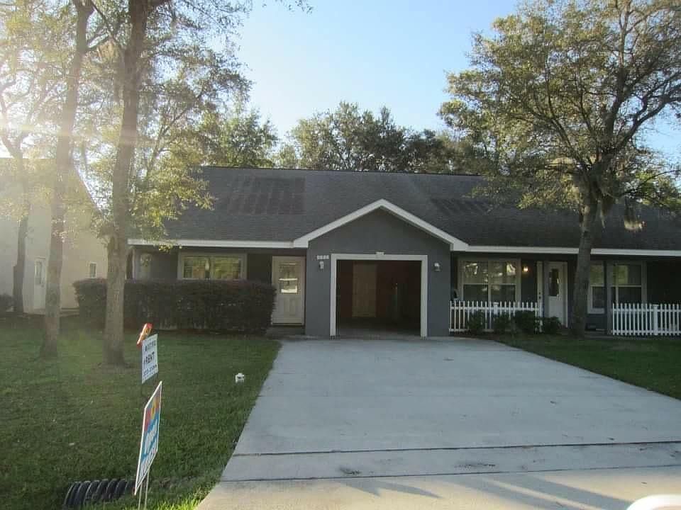 1st image of 131 Sweet Gum Dr