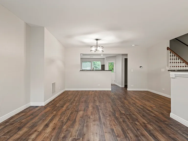464 Valentine Way — Photo 4