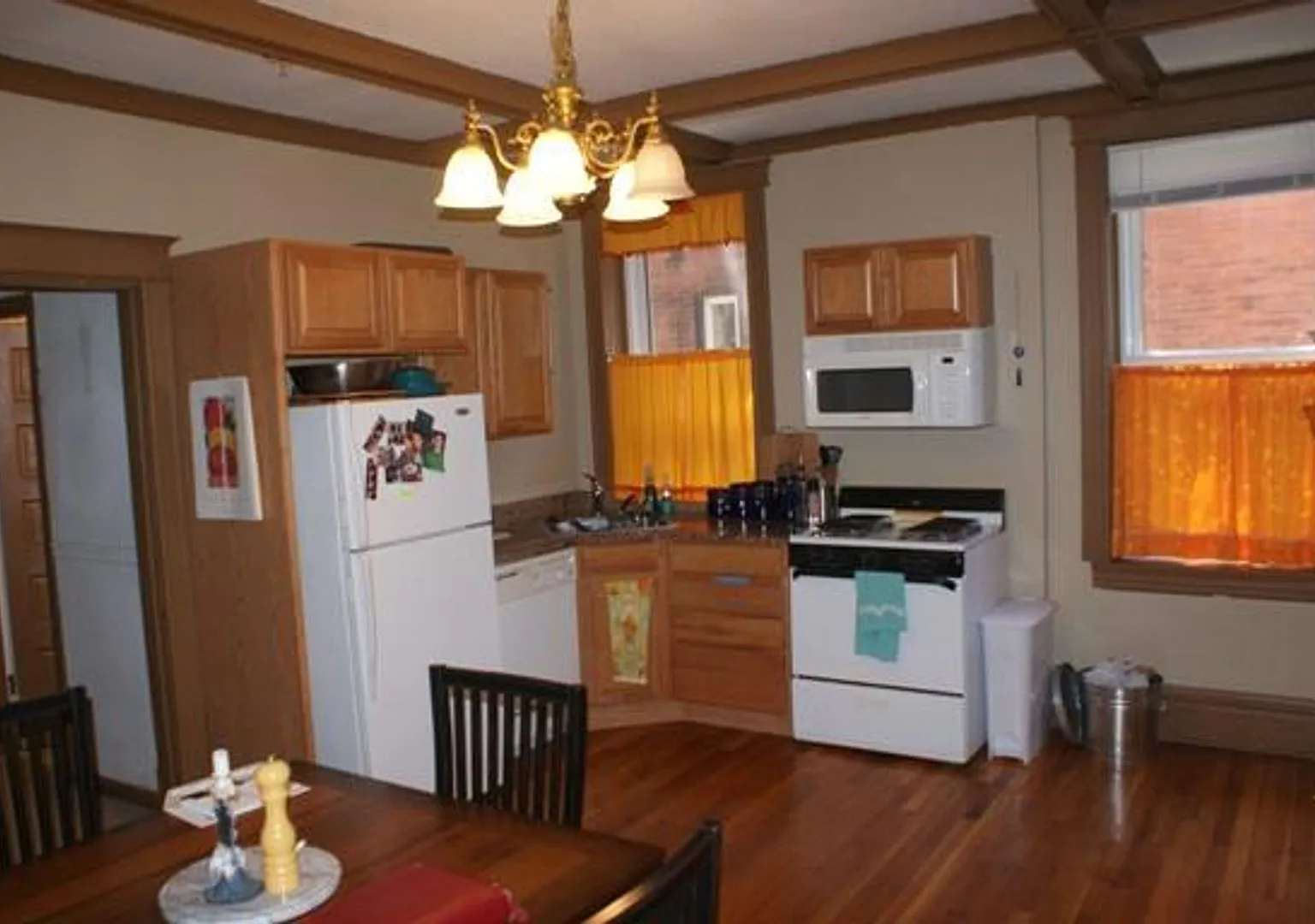 4322-A Hartford Ave — Photo 2